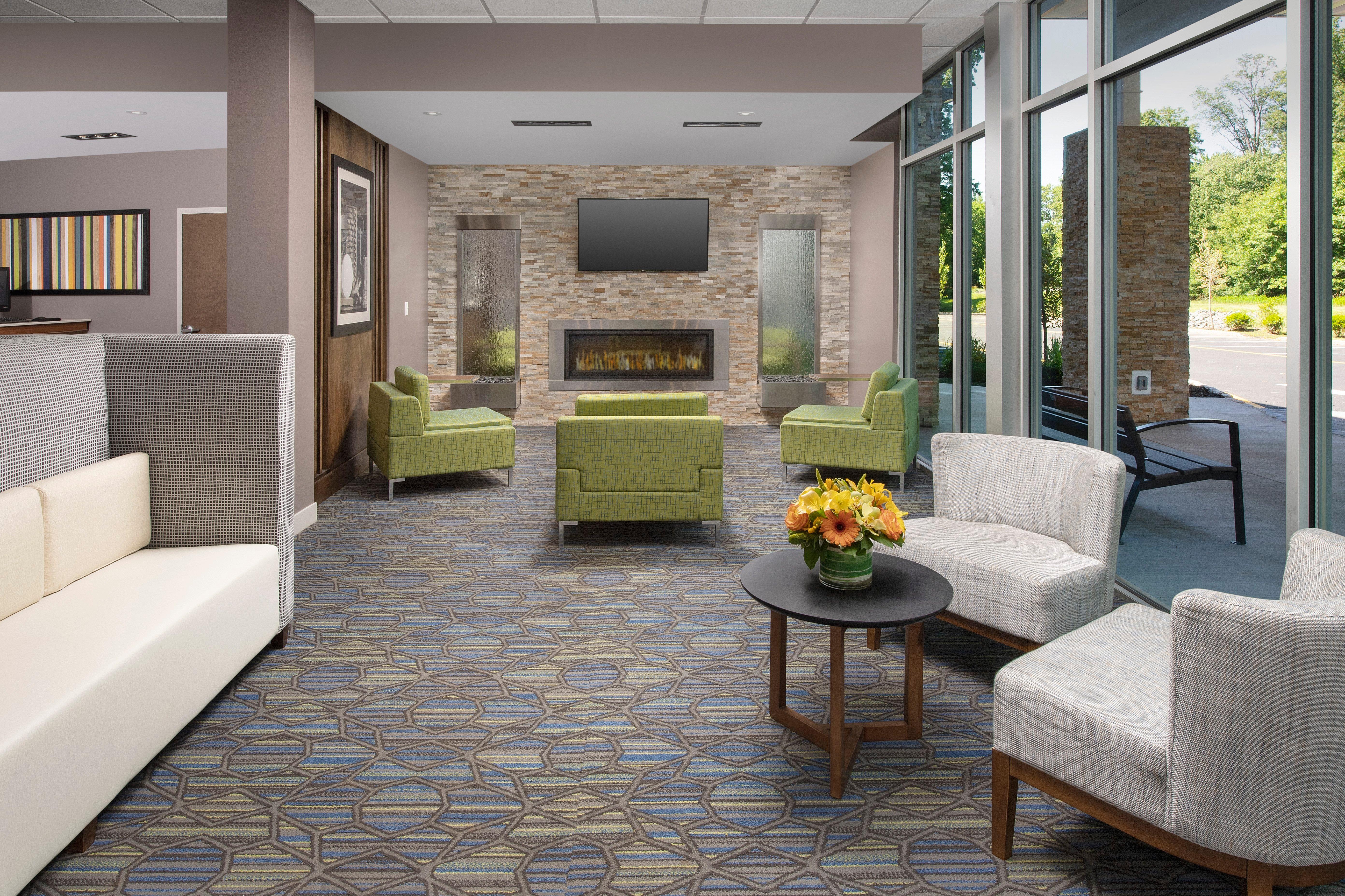 Holiday Inn Express & Suites - North Brunswick By Ihg Экстерьер фото